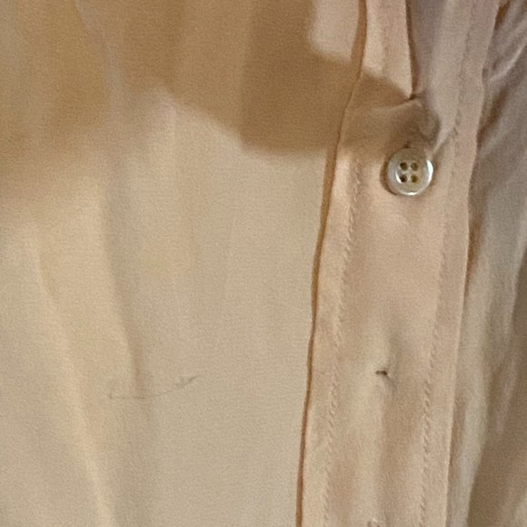 J. Crew 100 % Silk Peach pink button down shirt sz 8 - Picture 2 of 5